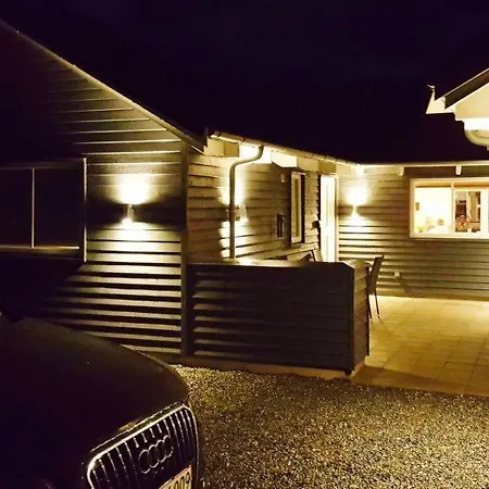 Dom wakacyjny Oksby Sleeps 16 Pool Wifi Blåvand